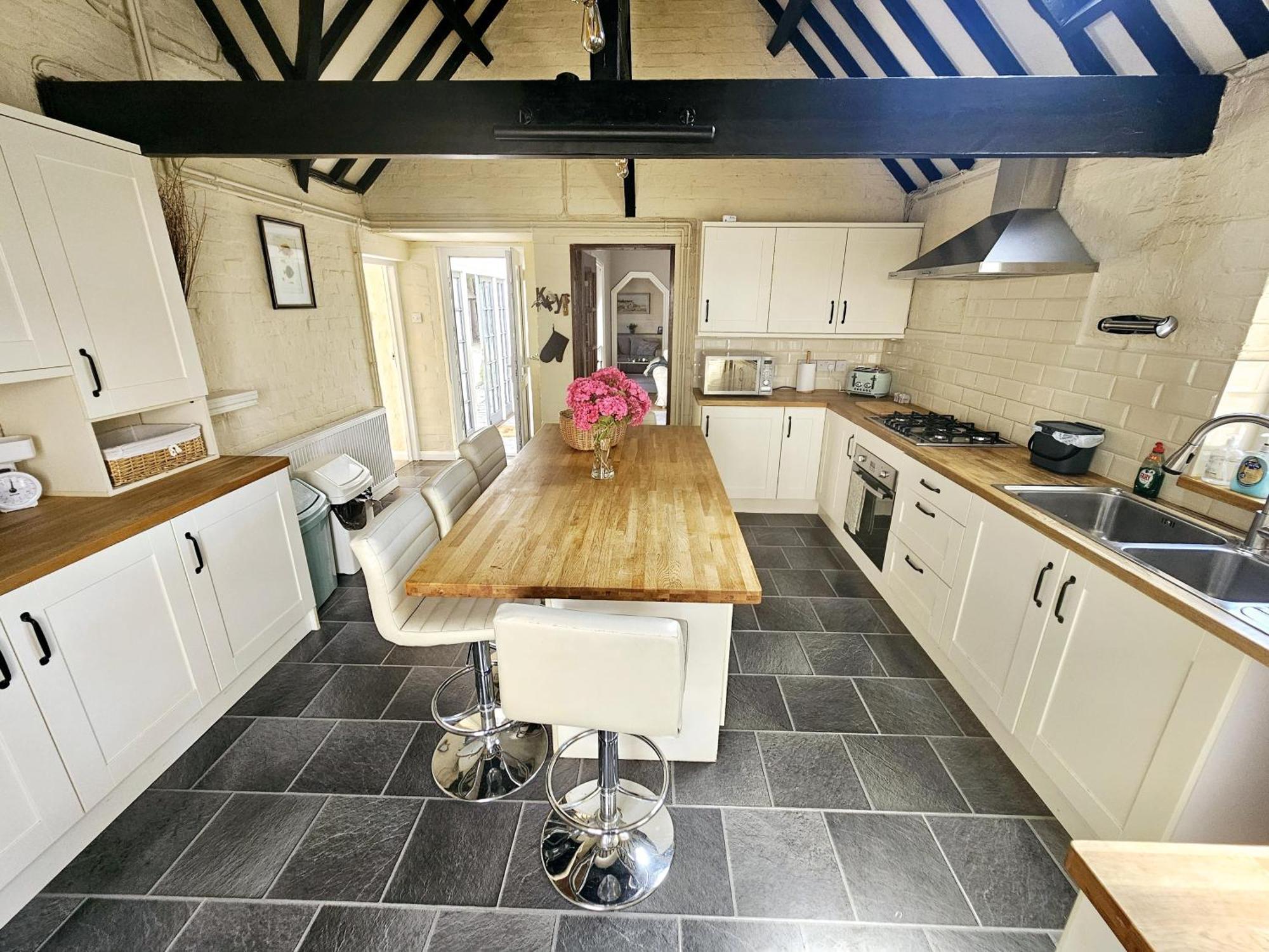 English Farmhouse Cottage Гильдфорд Экстерьер фото